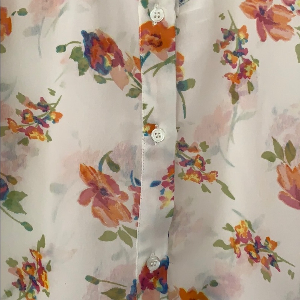 Floral Top - Picture 3 of 5